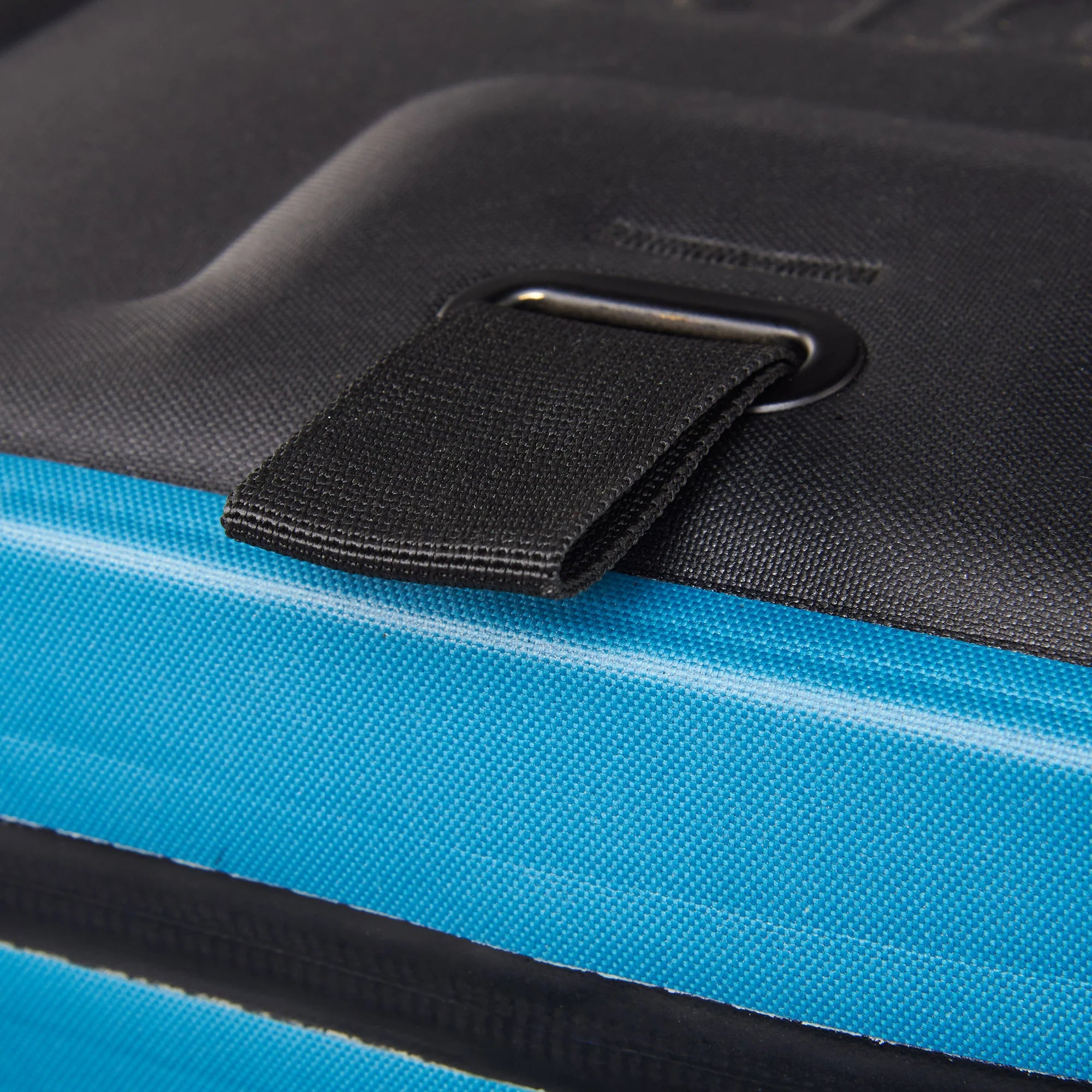 Igloo Insulated Cooler Outdoor Cooler Trailmate® 18-Can Cooler Bag - Image 18