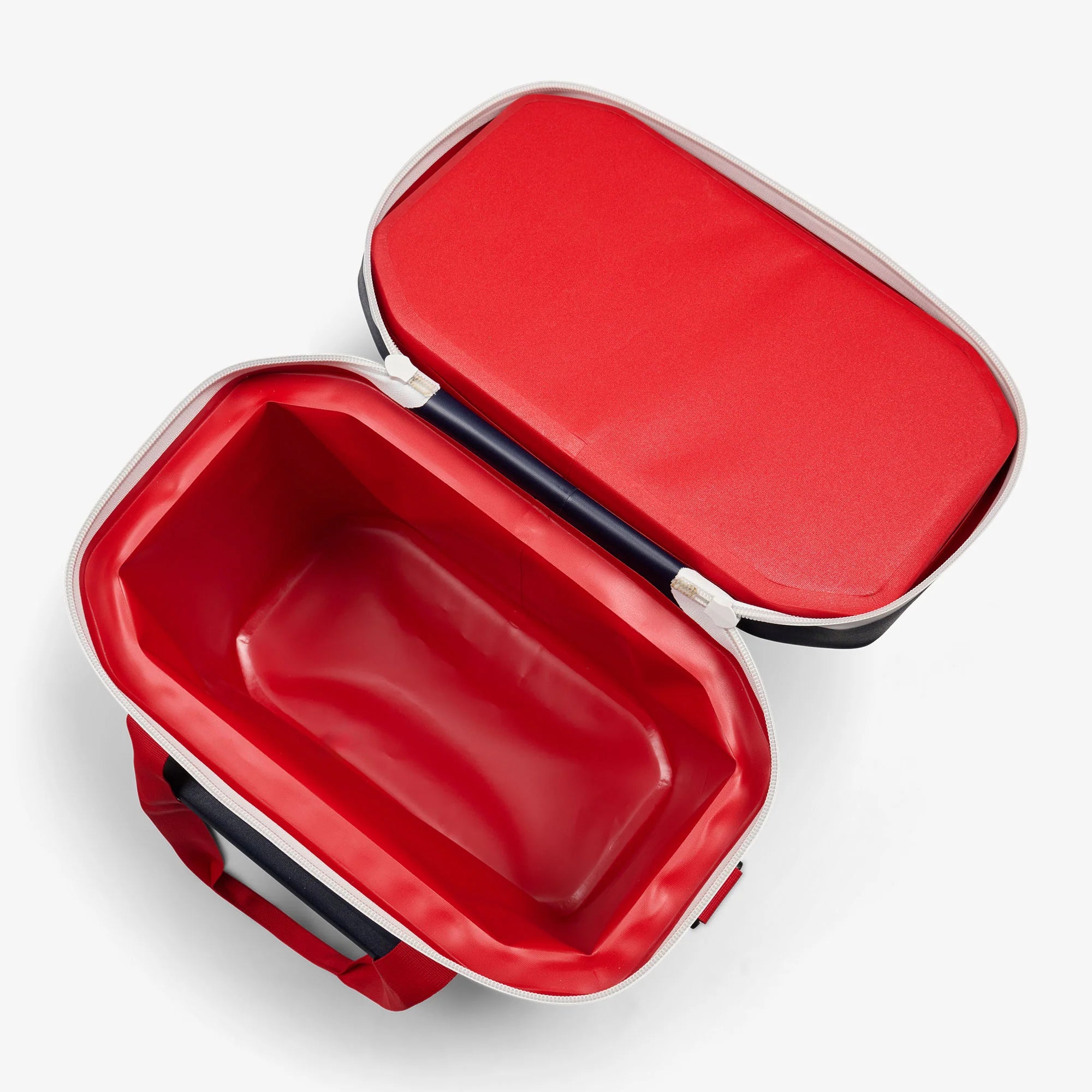 Igloo Insulated Cooler Outdoor Cooler Trailmate® 30-Can Cooler Bag - Image 4