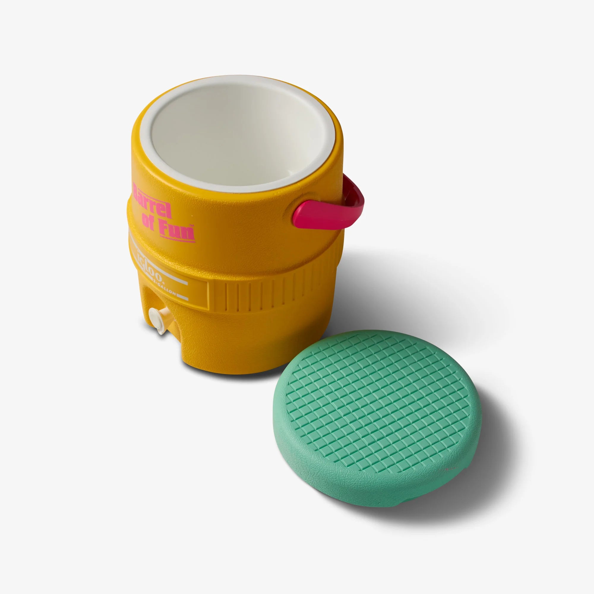 Igloo Insulated Cooler Durable Cooler Retro Barrel of Fun 2 Gallon Jug - Image 60